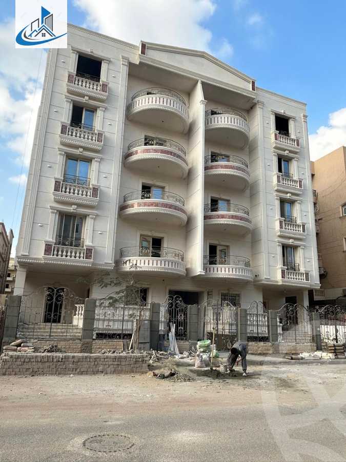 https://aqarmap.com.eg/en/listing/5571158-for-sale-cairo-6th-of-october-featured-neighborhood-sixth-touristic-village-al-wageh-street