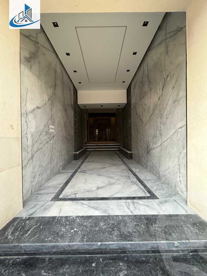 https://aqarmap.com.eg/en/listing/5571158-for-sale-cairo-6th-of-october-featured-neighborhood-sixth-touristic-village-al-wageh-street
