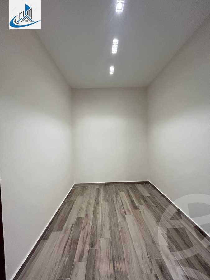 https://aqarmap.com.eg/en/listing/6062748-for-sale-cairo-6th-of-october-featured-neighborhood-sixth-touristic-village-al-wageh-street