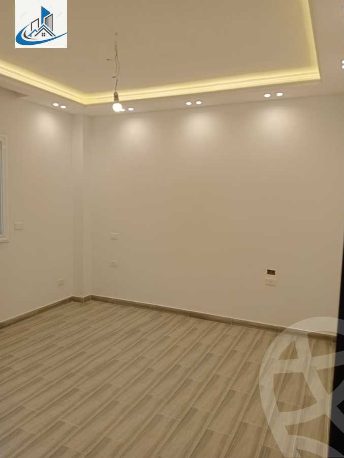 https://aqarmap.com.eg/ar/listing/6071344-for-sale-cairo-6th-of-october-featured-neighborhood-fourth-touristic-village-ahmed-zaki-abo-shady-st