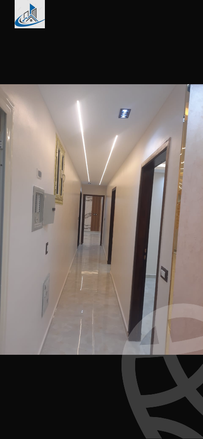 https://aqarmap.com.eg/en/listing/6116930-for-sale-cairo-6th-of-october-featured-neighborhood-first-touristic-village