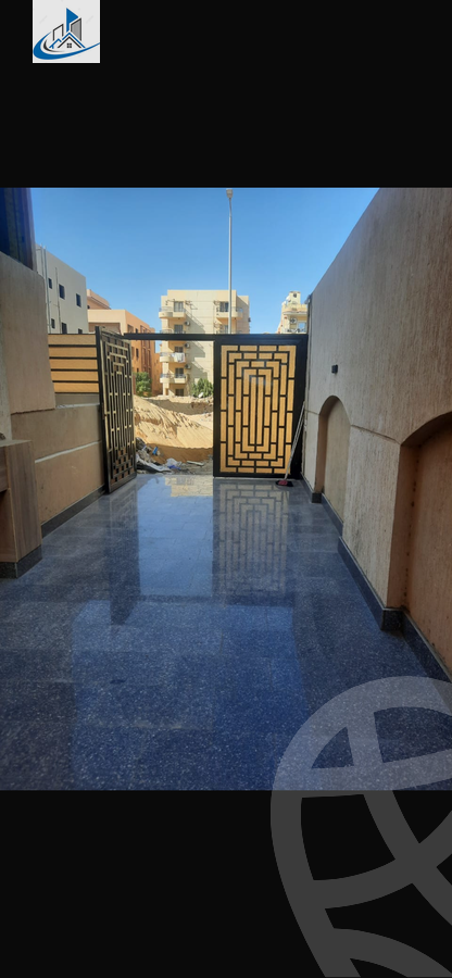 https://aqarmap.com.eg/en/listing/6116930-for-sale-cairo-6th-of-october-featured-neighborhood-first-touristic-village