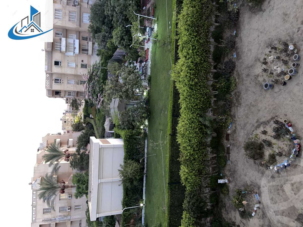 https://aqarmap.com.eg/en/listing/6143936-for-sale-cairo-6th-of-october-featured-neighborhood-el-motamayez-neighborhood-abd-el-moneim-riad-st