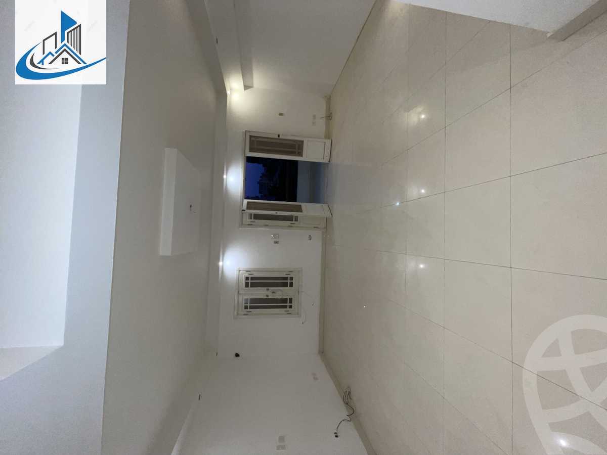 https://aqarmap.com.eg/en/listing/6143936-for-sale-cairo-6th-of-october-featured-neighborhood-el-motamayez-neighborhood-abd-el-moneim-riad-st