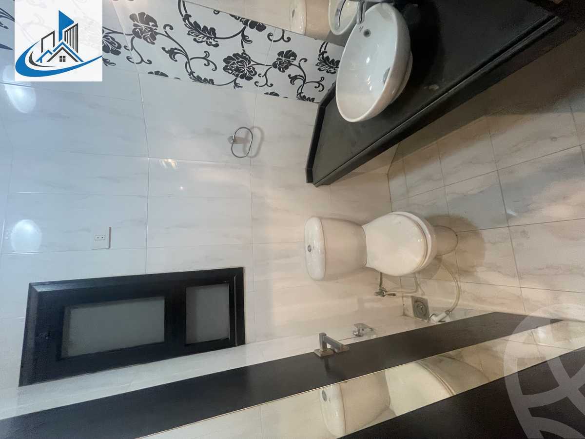 https://aqarmap.com.eg/en/listing/6143936-for-sale-cairo-6th-of-october-featured-neighborhood-el-motamayez-neighborhood-abd-el-moneim-riad-st
