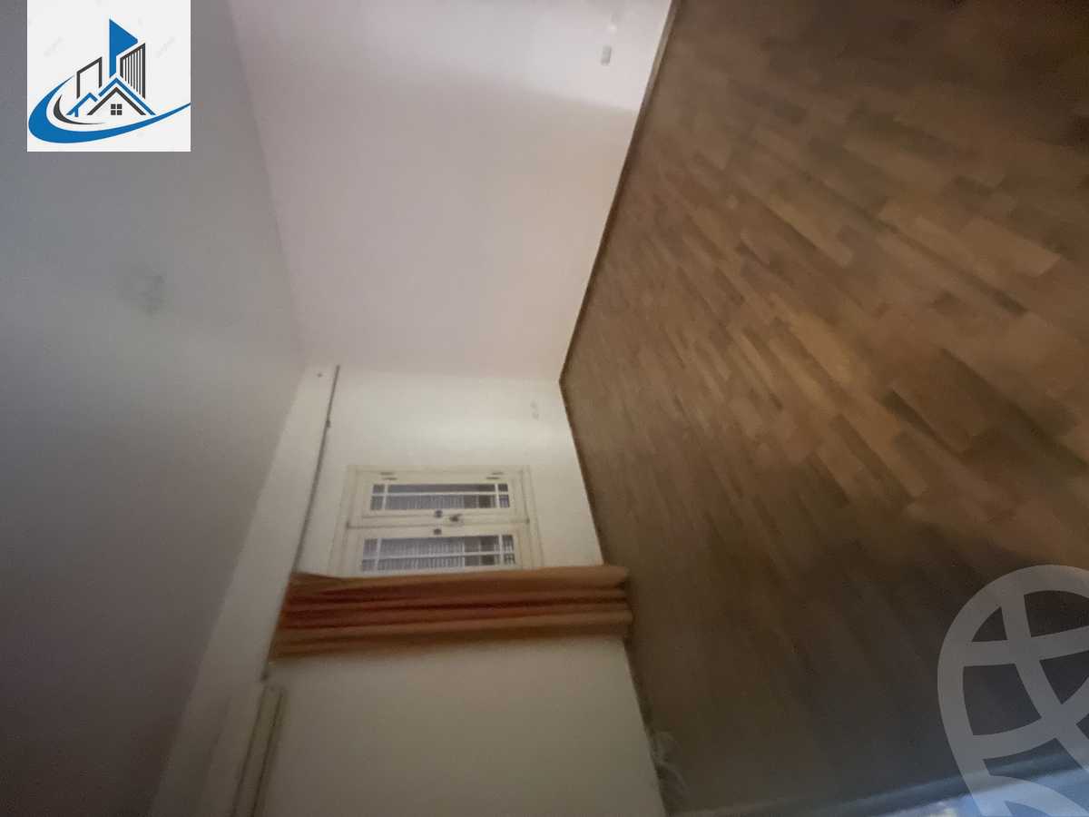 https://aqarmap.com.eg/en/listing/6143936-for-sale-cairo-6th-of-october-featured-neighborhood-el-motamayez-neighborhood-abd-el-moneim-riad-st