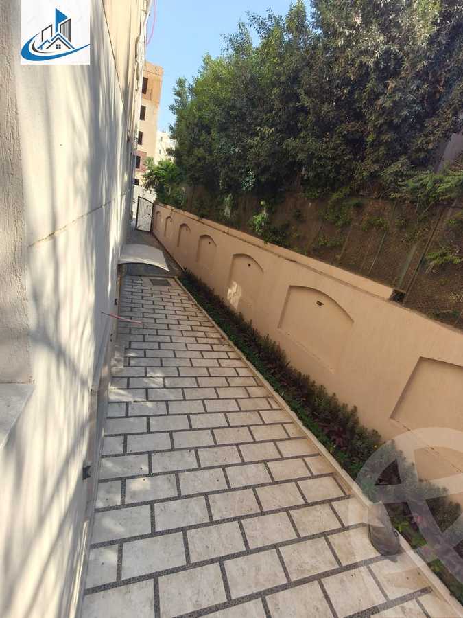 https://aqarmap.com.eg/en/listing/6149106-for-sale-cairo-6th-of-october-featured-neighborhood-sixth-touristic-village-mohamed-el-tabeay-st