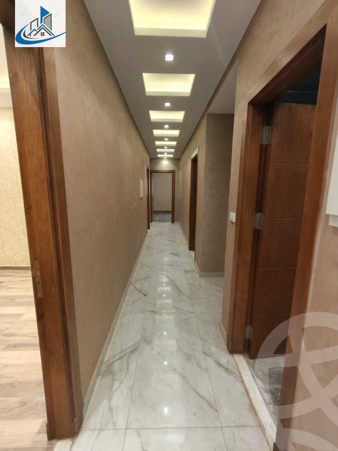 https://aqarmap.com.eg/en/listing/6149106-for-sale-cairo-6th-of-october-featured-neighborhood-sixth-touristic-village-mohamed-el-tabeay-st
