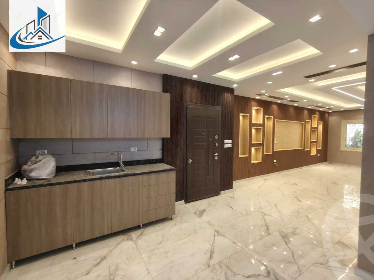 https://aqarmap.com.eg/en/listing/6149106-for-sale-cairo-6th-of-october-featured-neighborhood-sixth-touristic-village-mohamed-el-tabeay-st