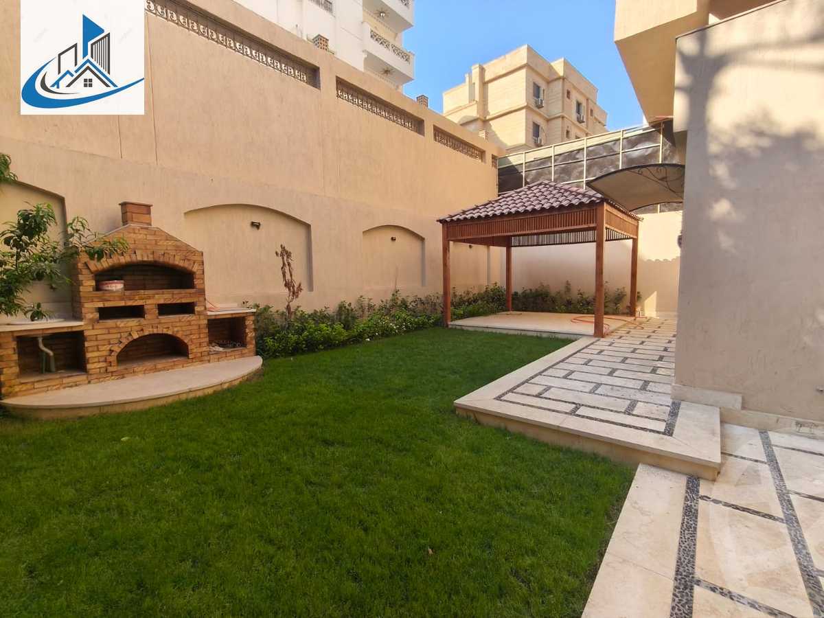 https://aqarmap.com.eg/en/listing/6149106-for-sale-cairo-6th-of-october-featured-neighborhood-sixth-touristic-village-mohamed-el-tabeay-st