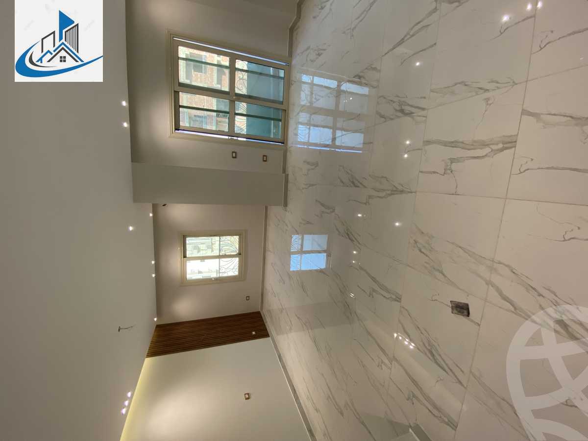 https://aqarmap.com.eg/ar/listing/6155648-for-rent-cairo-6th-of-october-featured-neighborhood-first-touristic-village-al-lewaa-mohammed-ezzat-el-zyadi-st