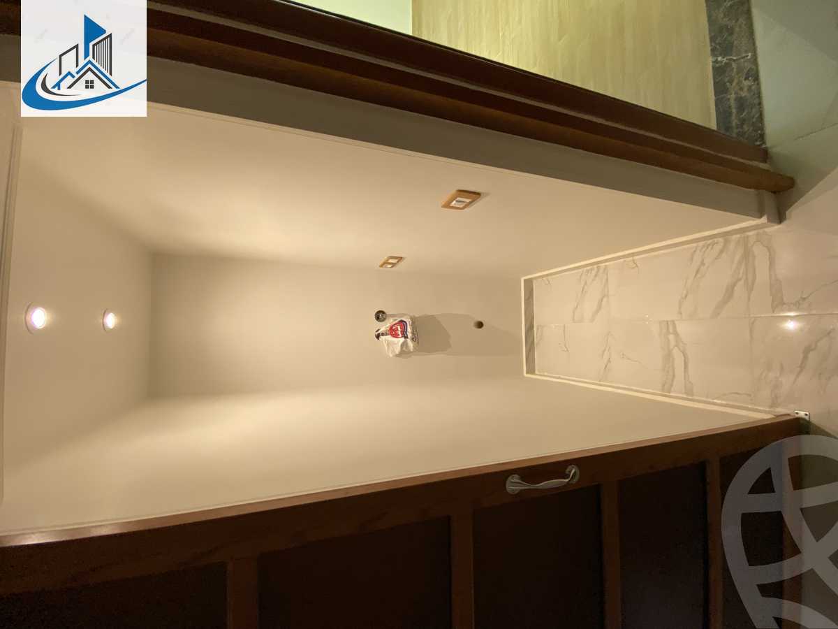https://aqarmap.com.eg/ar/listing/6155648-for-rent-cairo-6th-of-october-featured-neighborhood-first-touristic-village-al-lewaa-mohammed-ezzat-el-zyadi-st