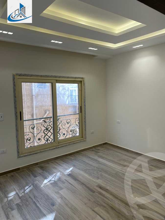 https://aqarmap.com.eg/en/listing/6165779-for-sale-cairo-6th-of-october-featured-neighborhood-sixth-touristic-village-al-wageh-street