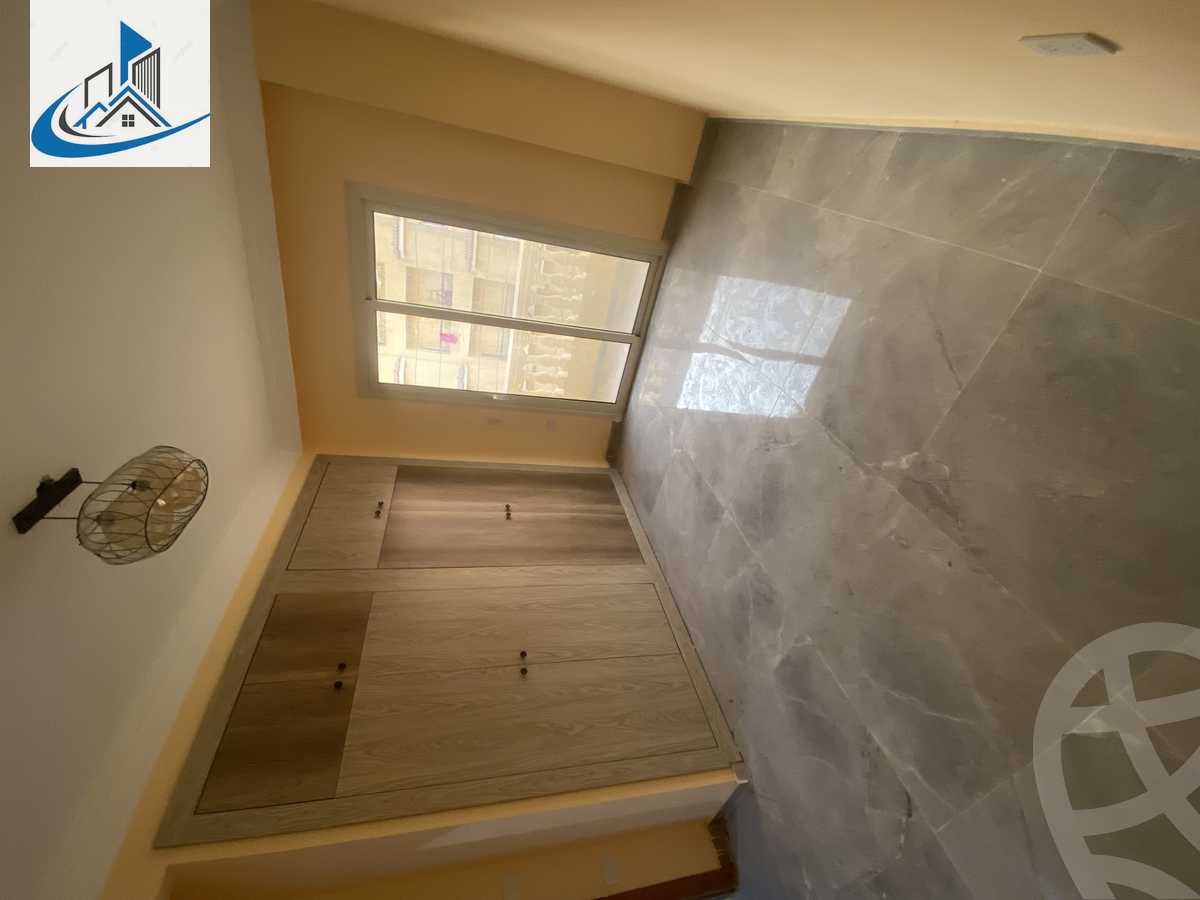 https://aqarmap.com.eg/ar/listing/6165883-for-rent-cairo-6th-of-october-featured-neighborhood-first-touristic-village-el-shaheed-mohammed-abdul-latif-alshimi-st