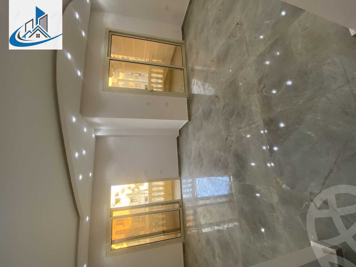 https://aqarmap.com.eg/ar/listing/6165883-for-rent-cairo-6th-of-october-featured-neighborhood-first-touristic-village-el-shaheed-mohammed-abdul-latif-alshimi-st
