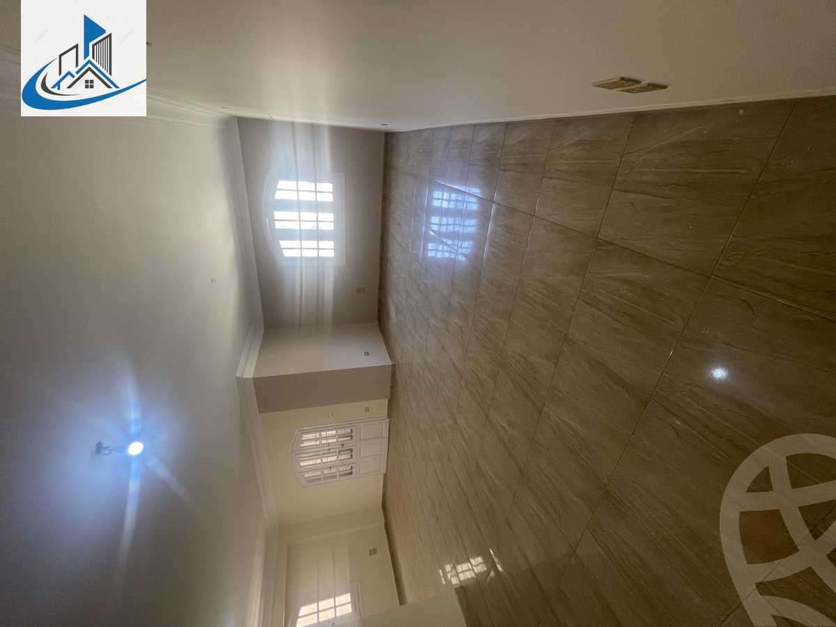 https://aqarmap.com.eg/ar/listing/6165971-for-sale-cairo-6th-of-october-featured-neighborhood-sixth-touristic-village-sameh-gado-st