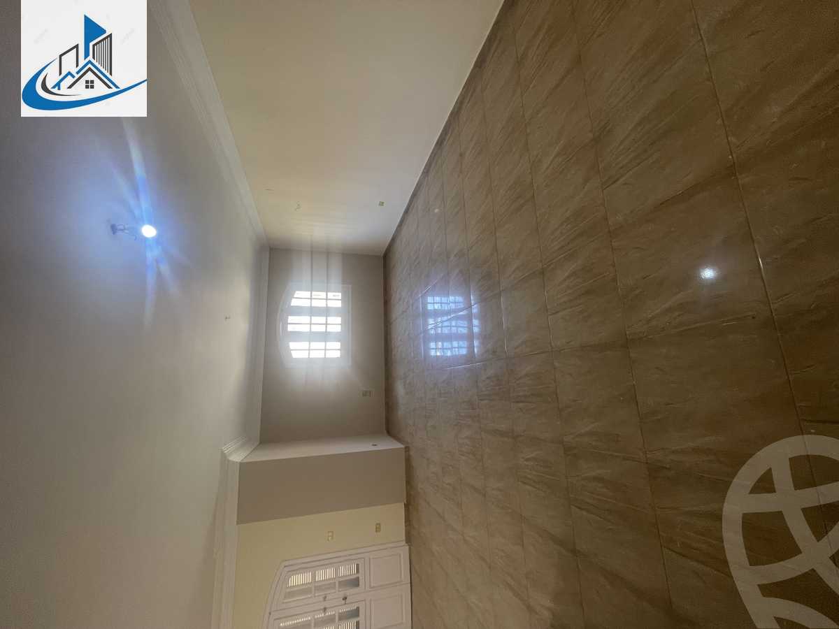 https://aqarmap.com.eg/ar/listing/6165971-for-sale-cairo-6th-of-october-featured-neighborhood-sixth-touristic-village-sameh-gado-st