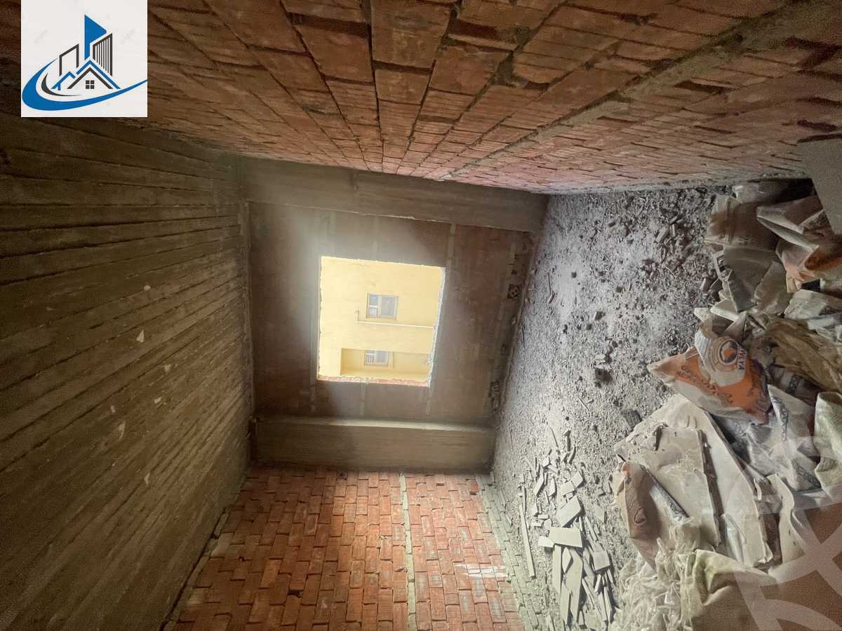 https://aqarmap.com.eg/ar/listing/6186577-for-sale-cairo-6th-of-october-featured-neighborhood-first-touristic-village-al-lewaa-mohammed-ezzat-el-zyadi-st