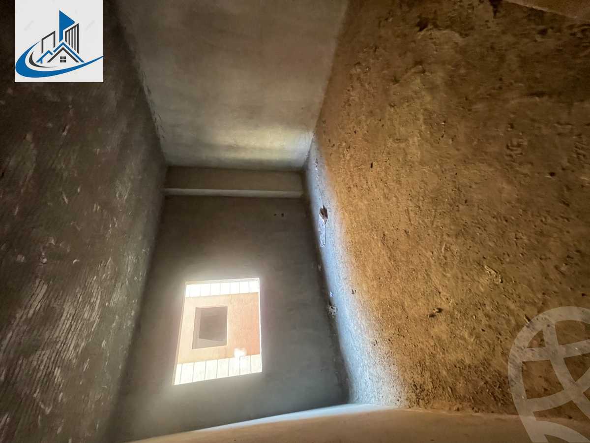 https://aqarmap.com.eg/ar/listing/6197189-for-sale-cairo-6th-of-october-featured-neighborhood-fourth-touristic-village-yehia-haqy-st
