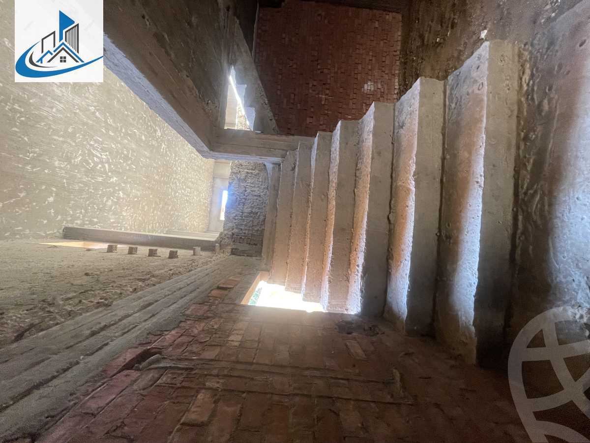 https://aqarmap.com.eg/ar/listing/6197189-for-sale-cairo-6th-of-october-featured-neighborhood-fourth-touristic-village-yehia-haqy-st