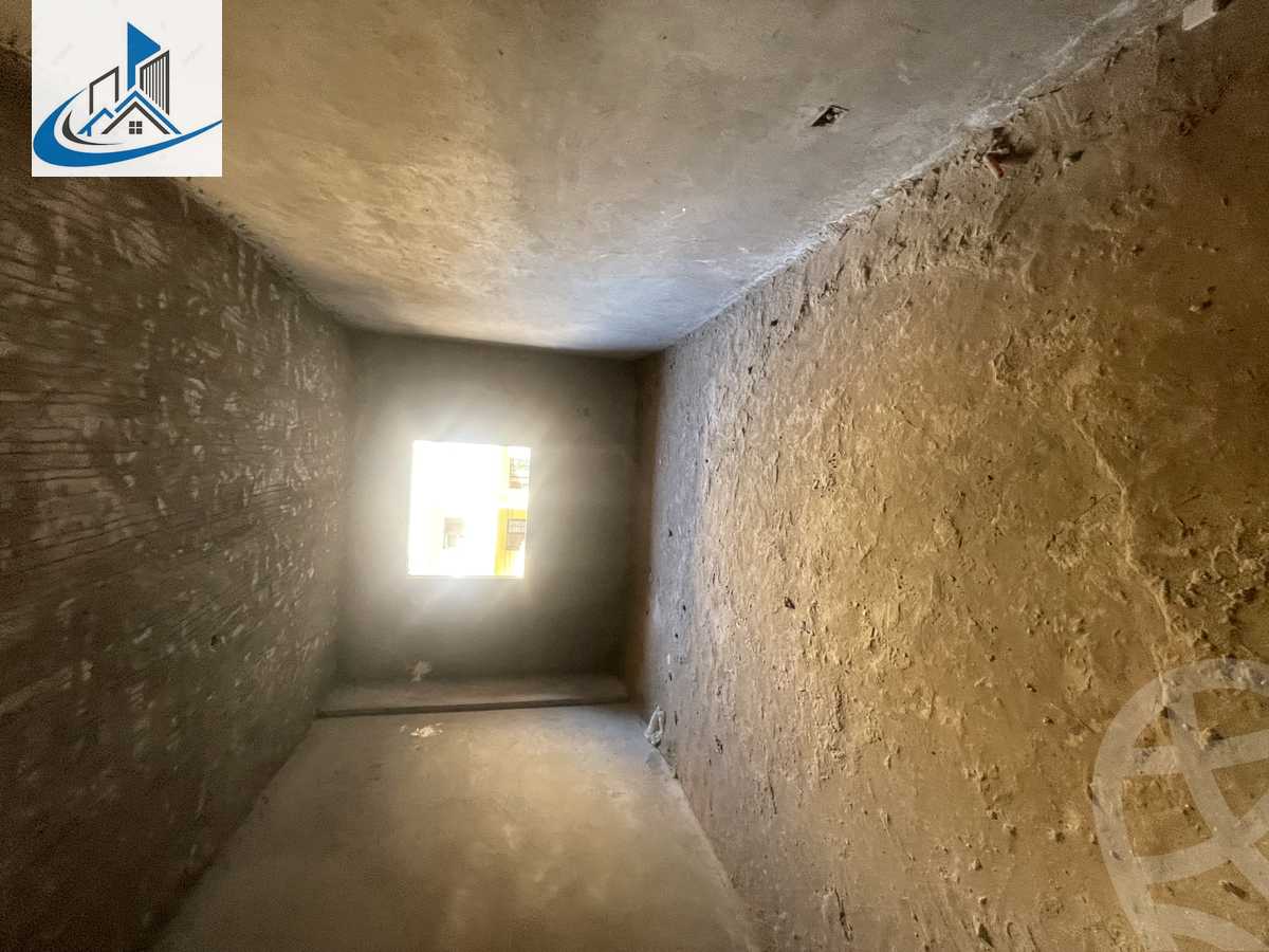 https://aqarmap.com.eg/ar/listing/6197189-for-sale-cairo-6th-of-october-featured-neighborhood-fourth-touristic-village-yehia-haqy-st