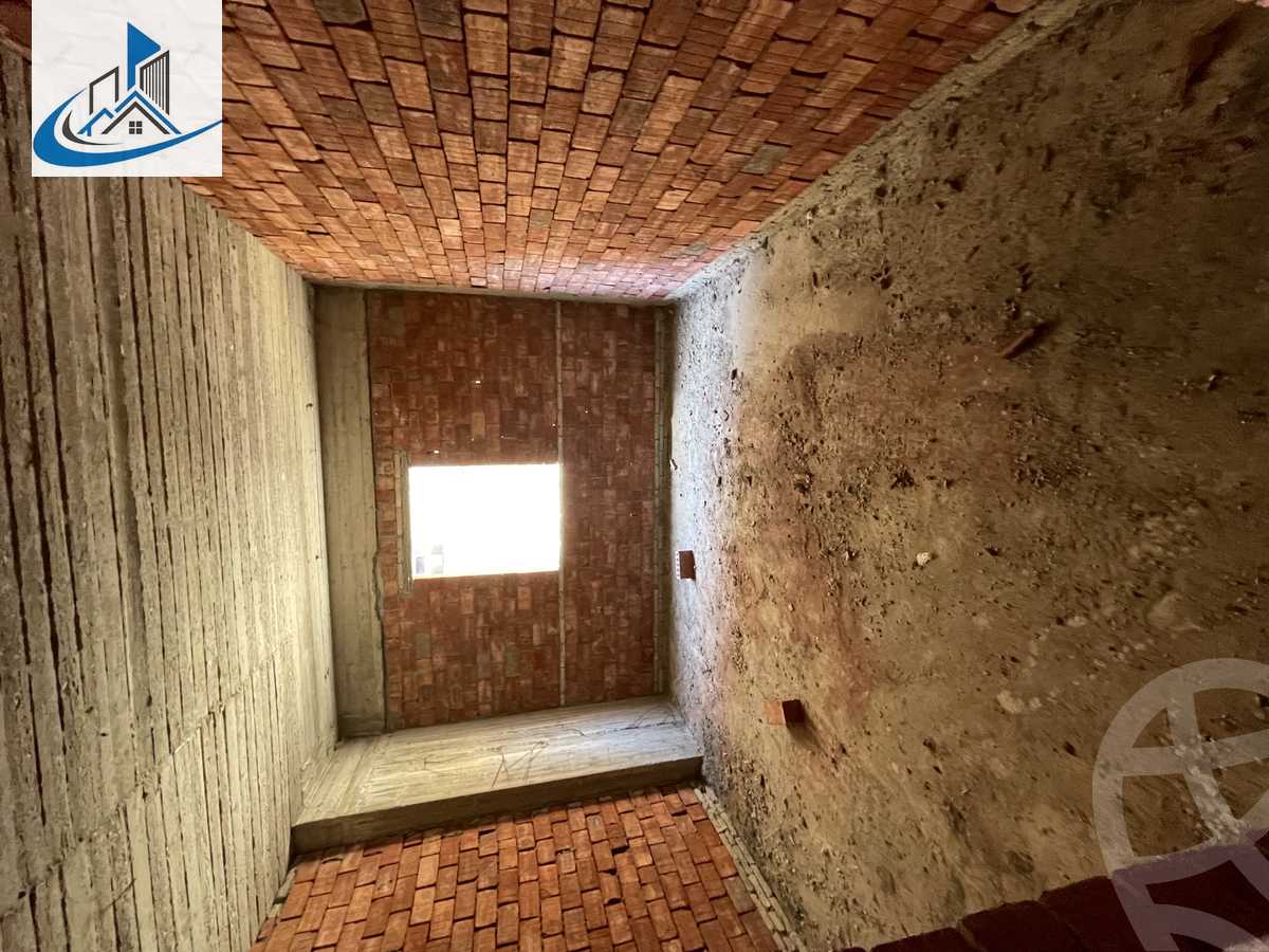 https://aqarmap.com.eg/en/listing/6263234-for-sale-cairo-6th-of-october-featured-neighborhood-sixth-touristic-village-salah-el-lithy-st