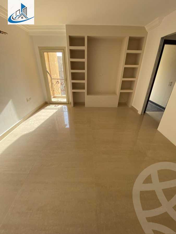 https://aqarmap.com.eg/ar/listing/6263334-for-sale-cairo-6th-of-october-featured-neighborhood-sixth-touristic-village-mohamed-el-tabeay-st