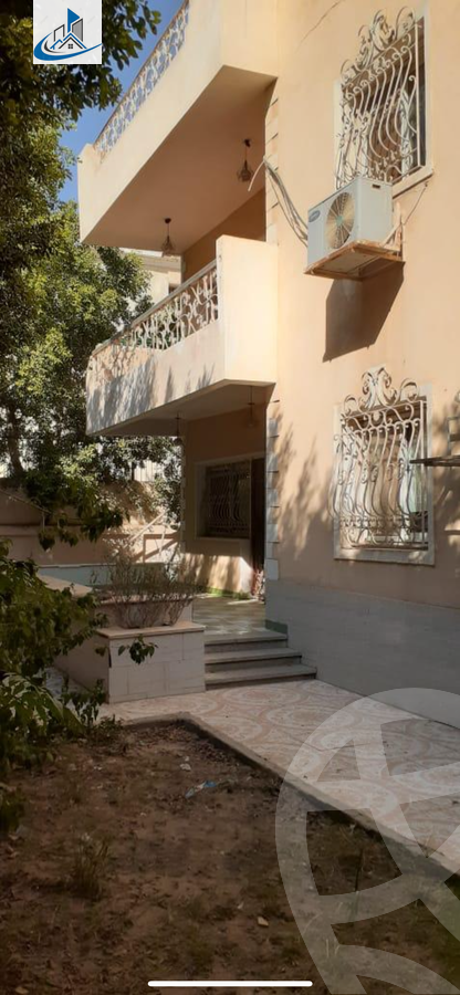 https://aqarmap.com.eg/en/listing/6263408-for-rent-cairo-6th-of-october-featured-neighborhood-el-motamayez-neighborhood-al-moshir-ahmed-ismail-al-akid-ibrahim-abdo-st