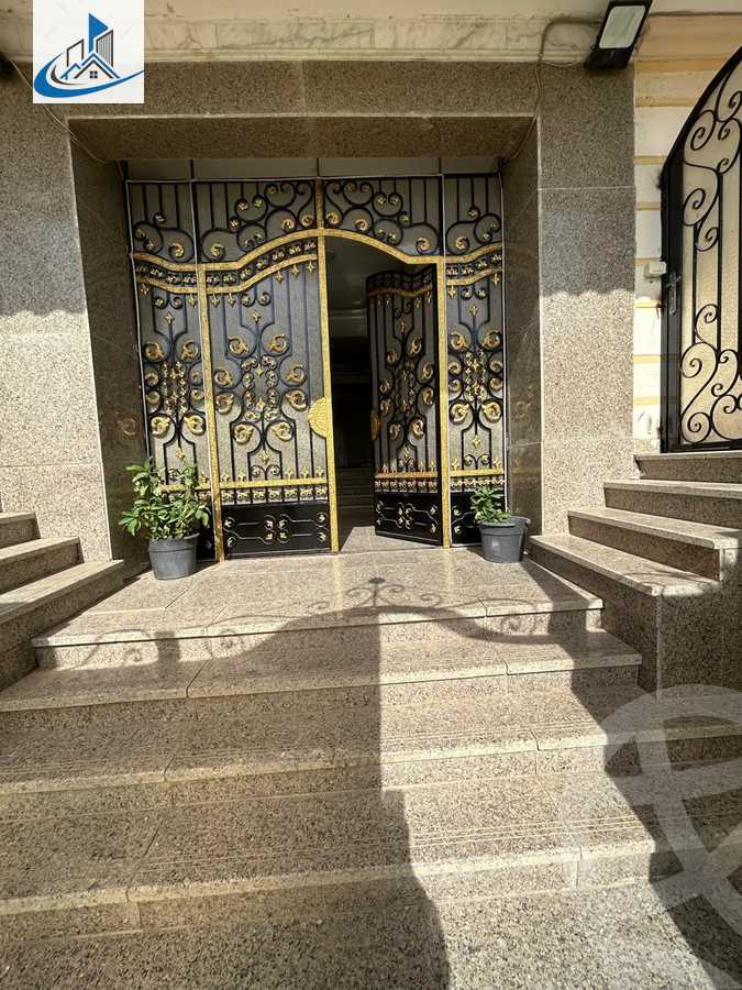 https://aqarmap.com.eg/en/listing/6292078-for-sale-cairo-6th-of-october-featured-neighborhood-sixth-touristic-village-sameh-gado-st