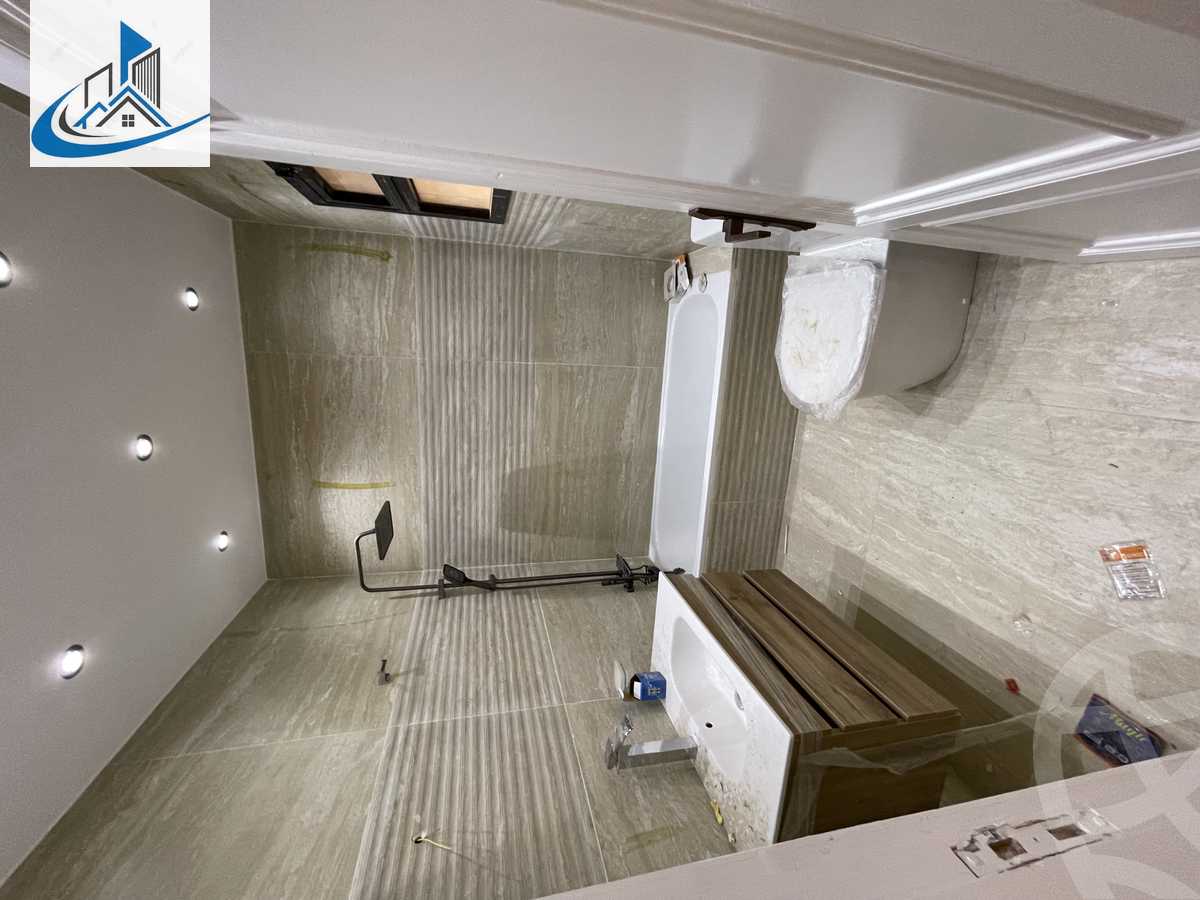 https://aqarmap.com.eg/en/listing/6292472-for-sale-cairo-6th-of-october-featured-neighborhood-el-motamayez-neighborhood-abd-el-moneim-riad-st