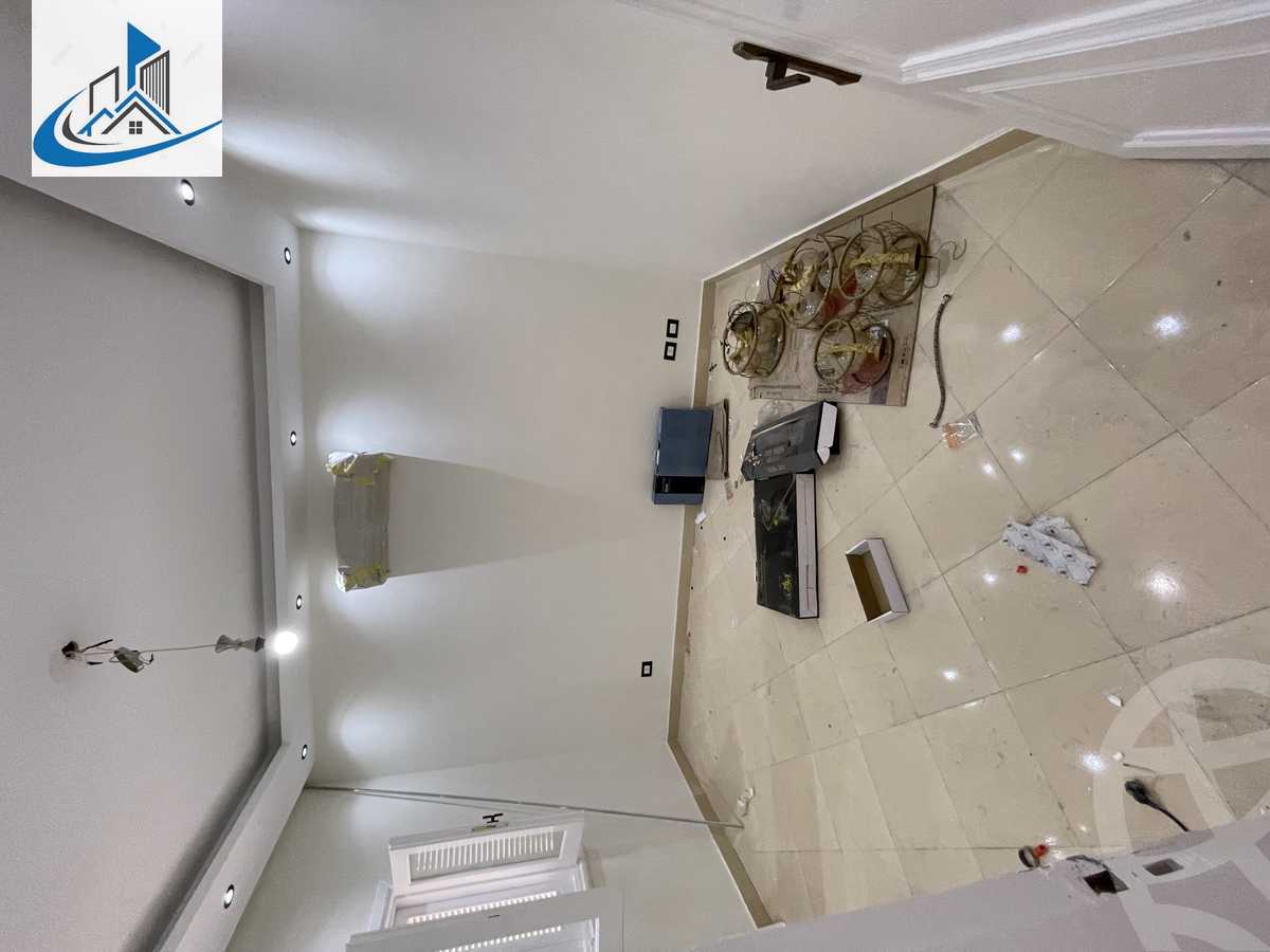 https://aqarmap.com.eg/en/listing/6292472-for-sale-cairo-6th-of-october-featured-neighborhood-el-motamayez-neighborhood-abd-el-moneim-riad-st