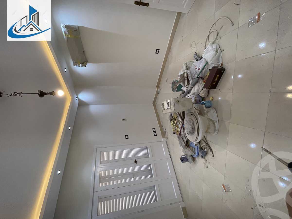 https://aqarmap.com.eg/en/listing/6292472-for-sale-cairo-6th-of-october-featured-neighborhood-el-motamayez-neighborhood-abd-el-moneim-riad-st