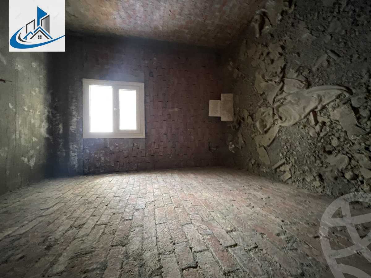 https://aqarmap.com.eg/ar/listing/6338851-for-sale-cairo-6th-of-october-el-hay-el-motamyz-sixth-touristic-village-sameh-gado-st