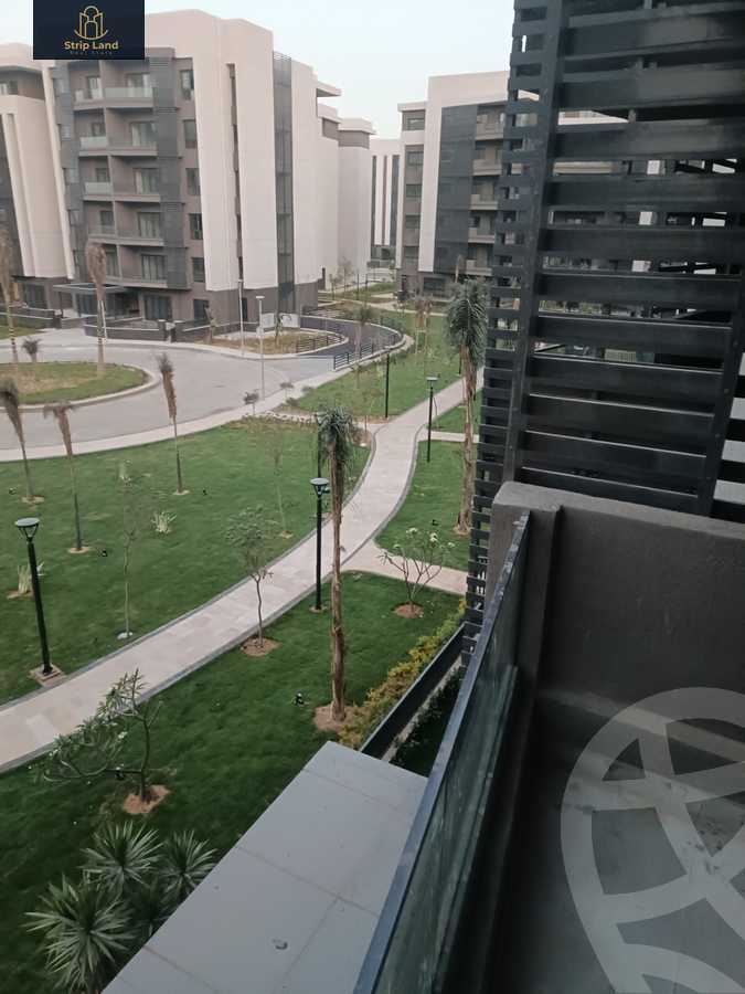 https://aqarmap.com.eg/ar/listing/4800760-for-sale-cairo-new-cairo-madinaty-bryfdw