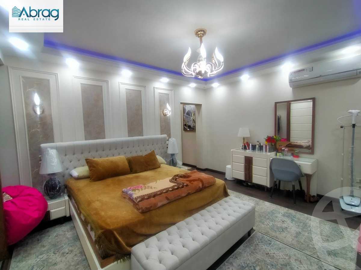 https://aqarmap.com.eg/en/listing/4189670-for-sale-cairo-el-sheikh-zayed-city-compounds-greens