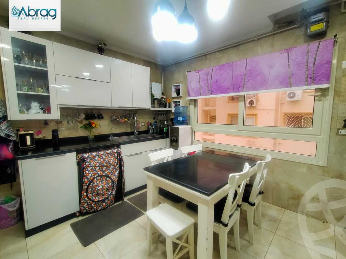 https://aqarmap.com.eg/en/listing/4189670-for-sale-cairo-el-sheikh-zayed-city-compounds-greens