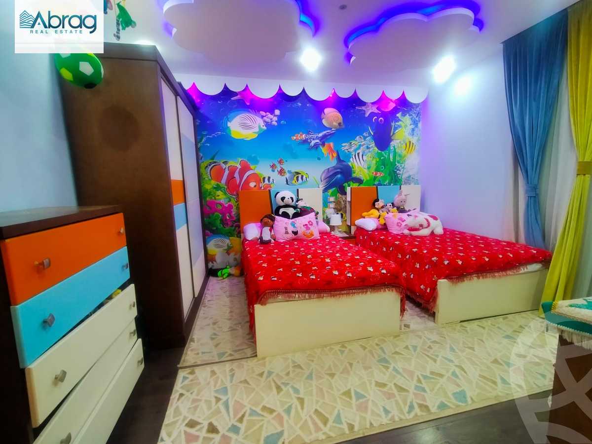 https://aqarmap.com.eg/en/listing/4189670-for-sale-cairo-el-sheikh-zayed-city-compounds-greens