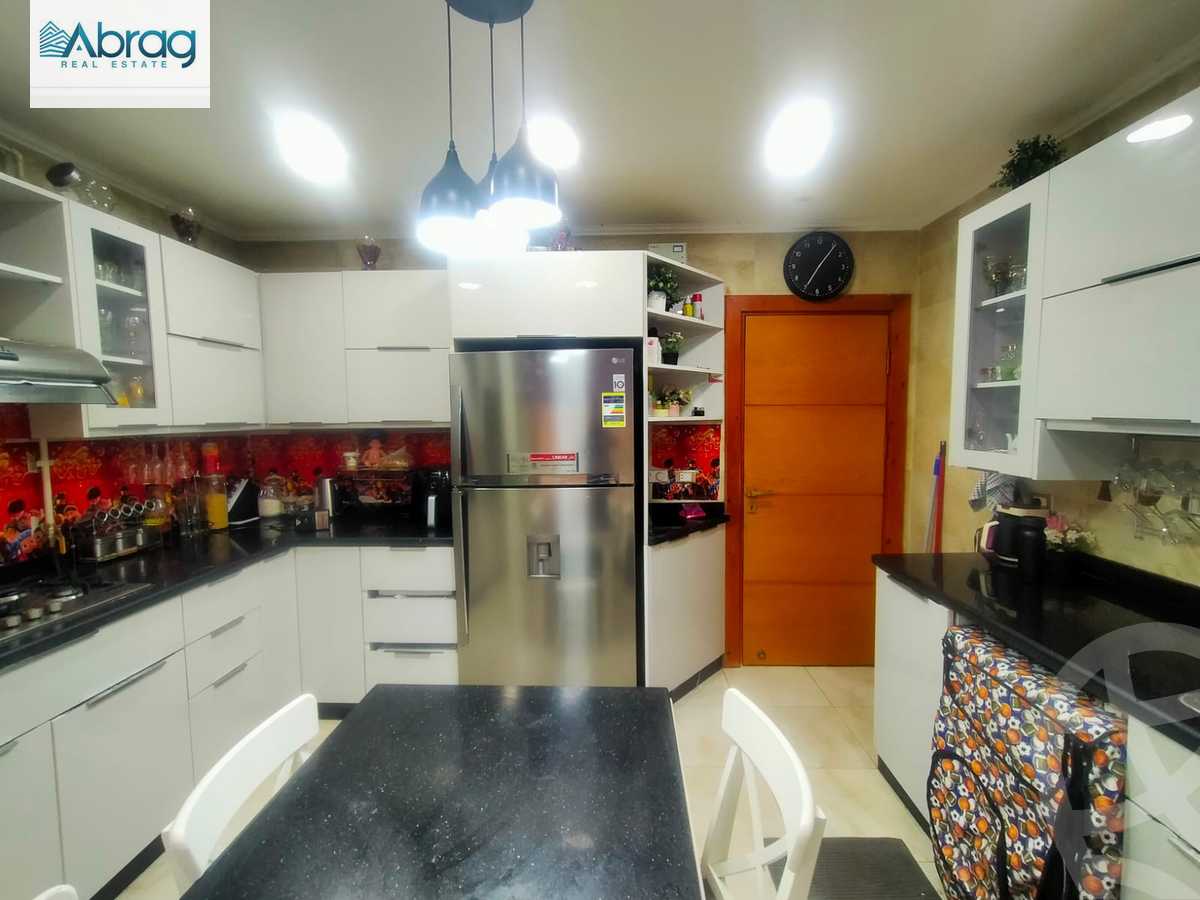 https://aqarmap.com.eg/en/listing/4189670-for-sale-cairo-el-sheikh-zayed-city-compounds-greens