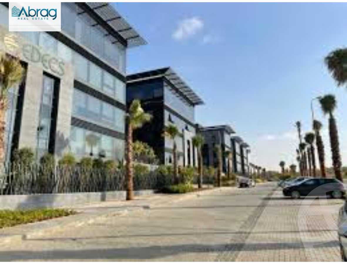 https://aqarmap.com.eg/en/listing/5710524-for-sale-cairo-new-cairo-compounds-cairo-business-park