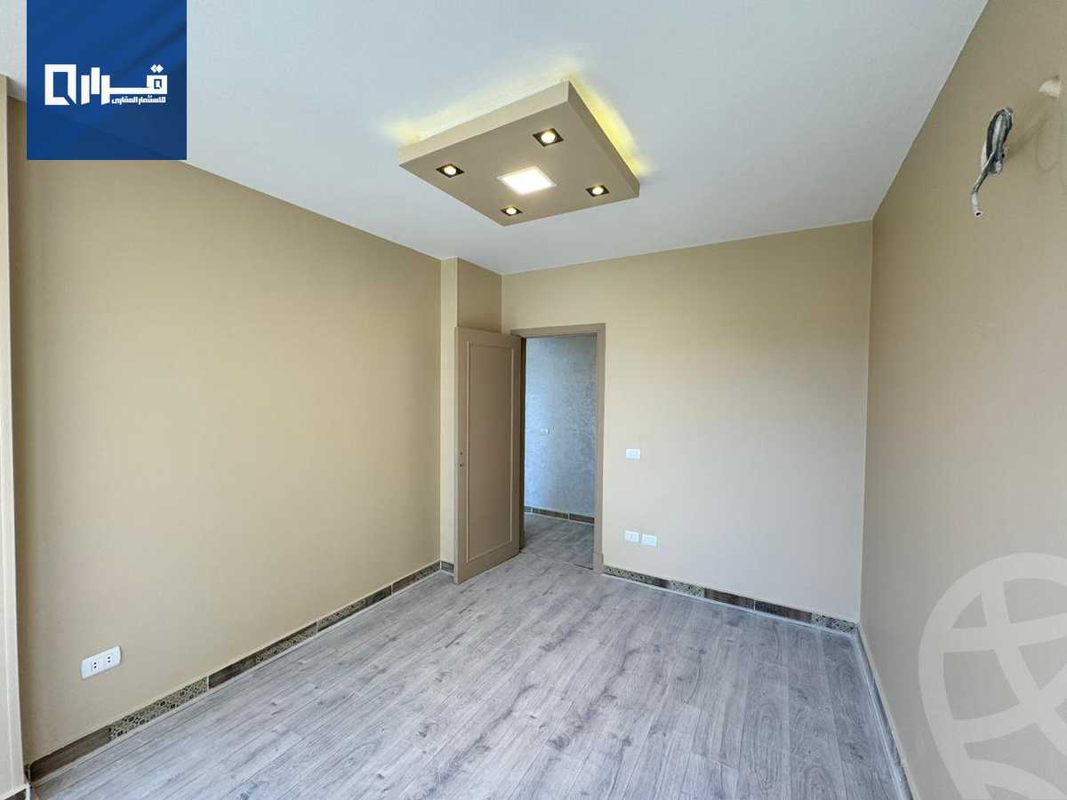 https://aqarmap.com.eg/ar/listing/5405425-for-sale-cairo-6th-of-october-hadaeq-october-kmbwnd-fy-hdyq-ktwbr-lake-front