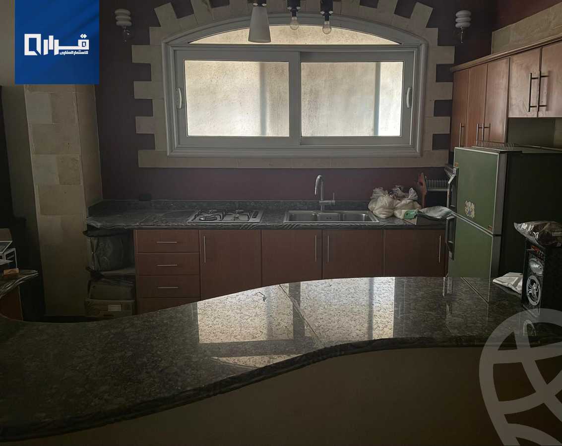 https://aqarmap.com.eg/ar/listing/5723798-for-sale-cairo-el-sheikh-zayed-city-compounds-el-yasmeen-compound