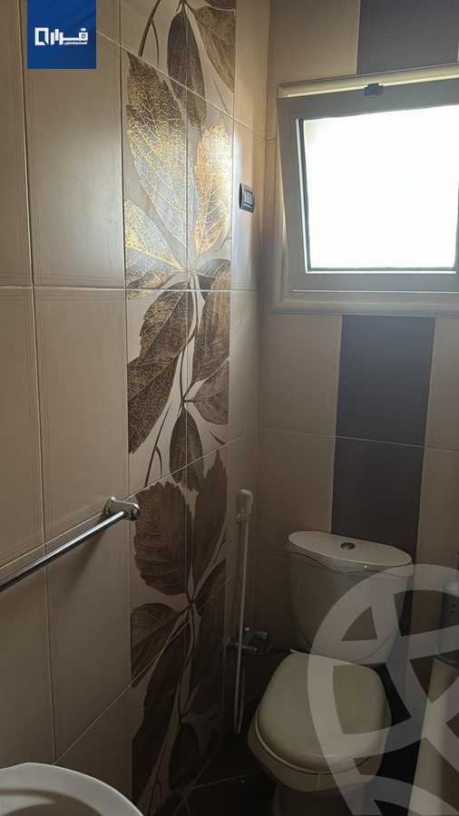 https://aqarmap.com.eg/ar/listing/5723798-for-sale-cairo-el-sheikh-zayed-city-compounds-el-yasmeen-compound