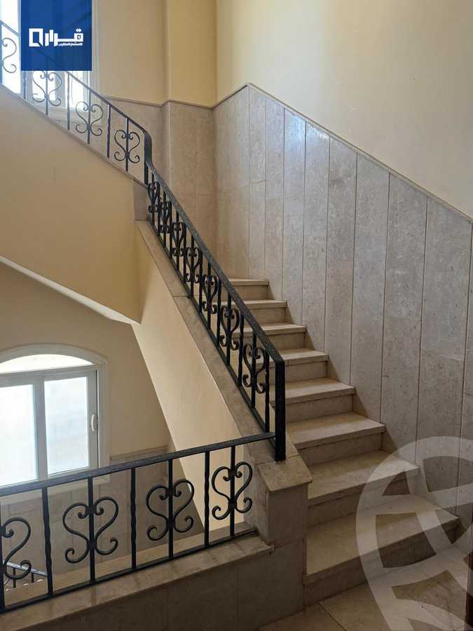 https://aqarmap.com.eg/ar/listing/5723798-for-sale-cairo-el-sheikh-zayed-city-compounds-el-yasmeen-compound