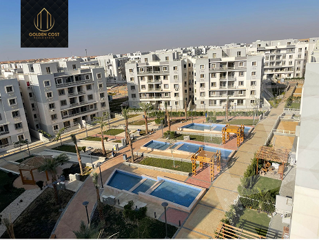 https://aqarmap.com.eg/ar/listing/4723989-for-sale-cairo-new-cairo-compounds-jyd