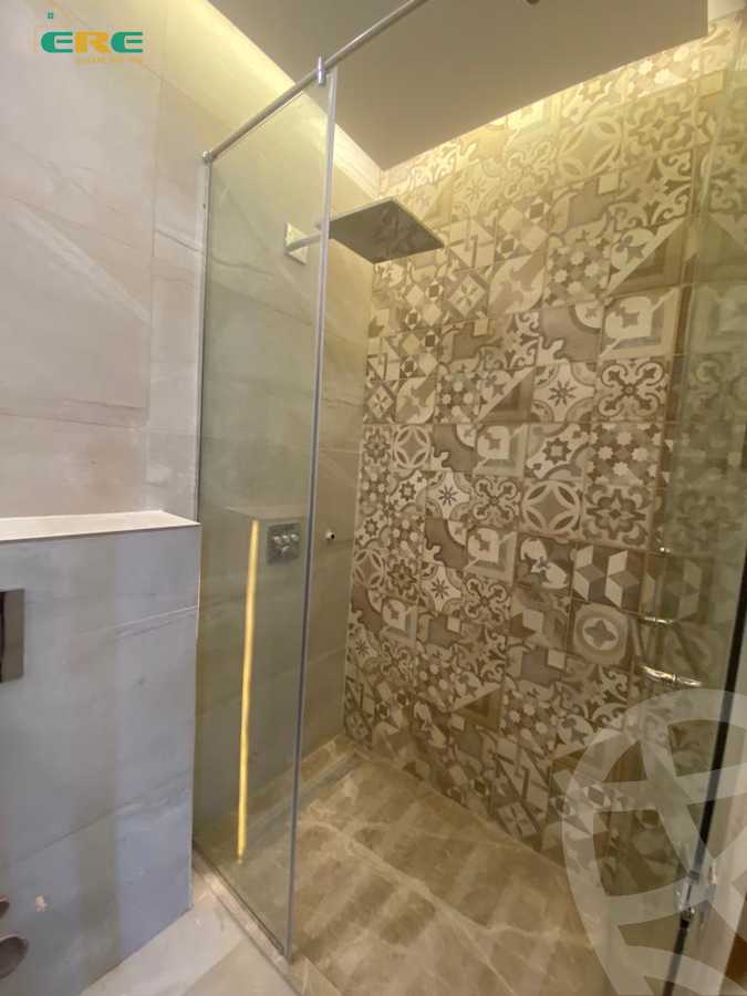 https://aqarmap.com.eg/ar/listing/4702937-for-sale-cairo-new-cairo-compounds-lakeview-residence