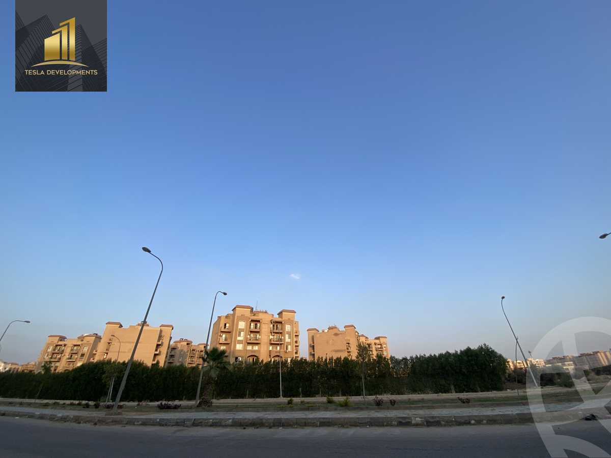 https://aqarmap.com.eg/ar/listing/4729308-for-sale-cairo-6th-of-october-hadaeq-october-kmbwnd-fy-hdyq-ktwbr-green-town-compound-qebaa