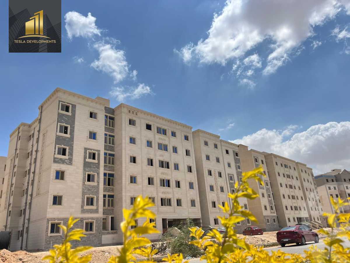 https://aqarmap.com.eg/en/listing/5056043-for-sale-cairo-6th-of-october-hadaeq-october-kmbwnd-fy-hdyq-ktwbr-green-town-compound-qebaa