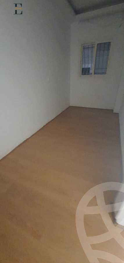 https://aqarmap.com.eg/ar/listing/5405201-for-sale-cairo-new-cairo-ganob-el-akadamiya-south-academy-a-zaid-ebn-haretha-st
