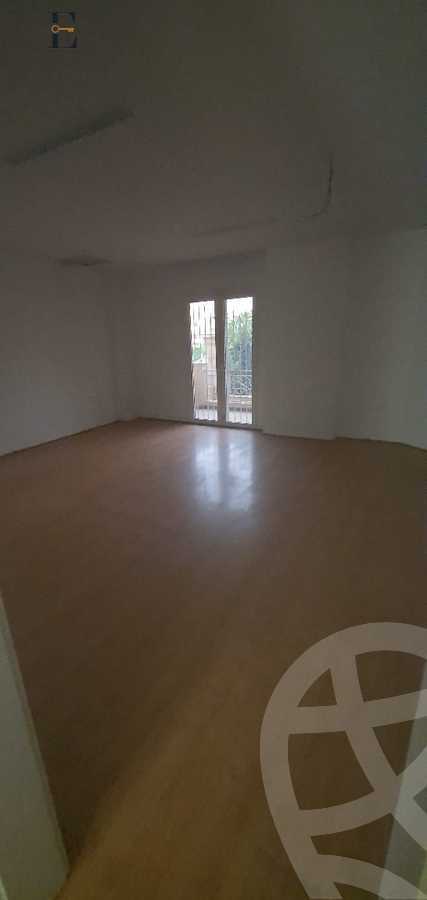 https://aqarmap.com.eg/ar/listing/5405201-for-sale-cairo-new-cairo-ganob-el-akadamiya-south-academy-a-zaid-ebn-haretha-st