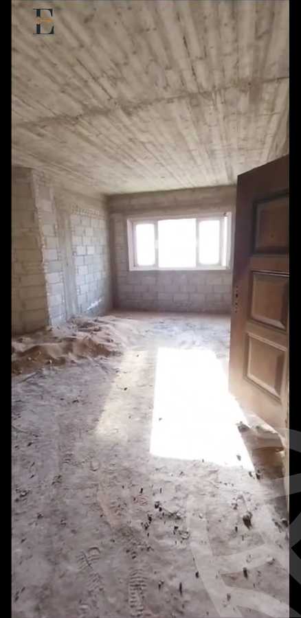 https://aqarmap.com.eg/ar/listing/5413203-for-sale-cairo-new-cairo-compounds-mountain-view-hyde-park